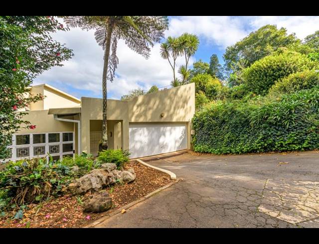 5 BEDROOM HOUSE FOR SALE IN WORLD'S VIEW